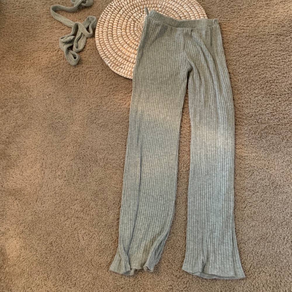 Fashionnova green pants
